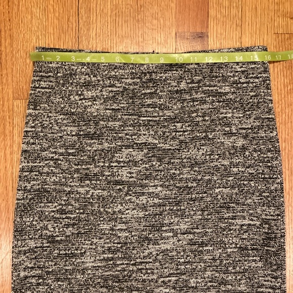AnnTaylor Black and White Women's Skirt Size 10 - Picture 4 of 9